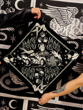 Cargar imagen en el visor de la galería, HELL DRIVER BANDANA