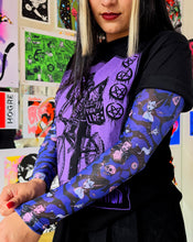 Load image into Gallery viewer, HEX APPEAL - PRINTED MESH TOP