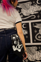 Cargar imagen en el visor de la galería, HELL DRIVER BANDANA
